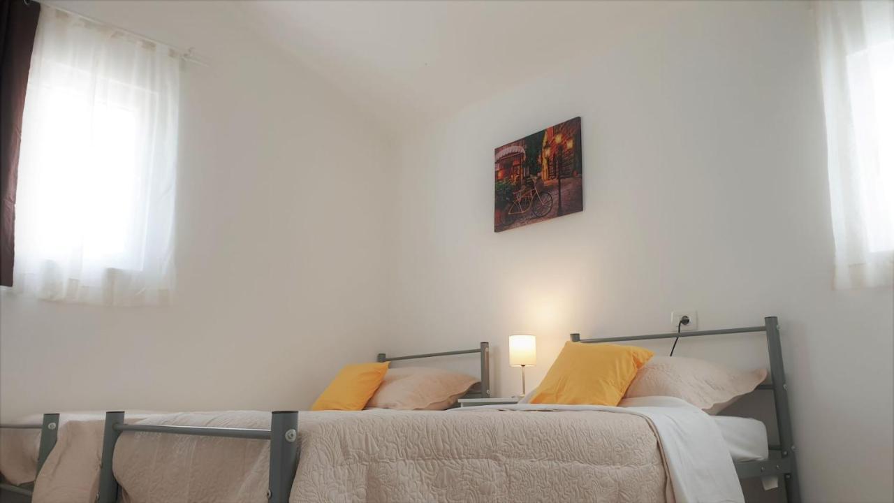 Apartments Solta Rogač 외부 사진